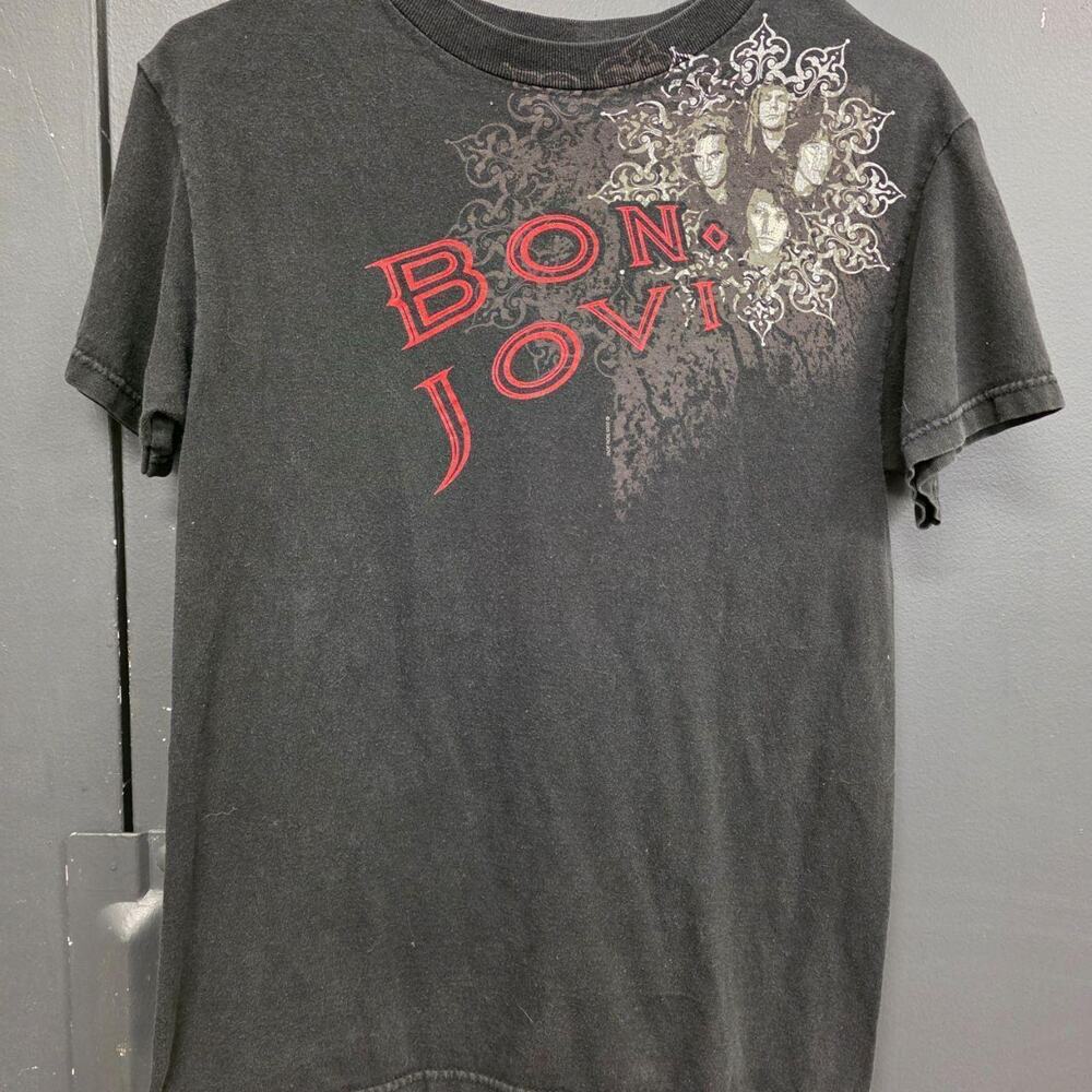 Vintage Cinder Block Bon Jovi concert t-shirt Size Small 062
